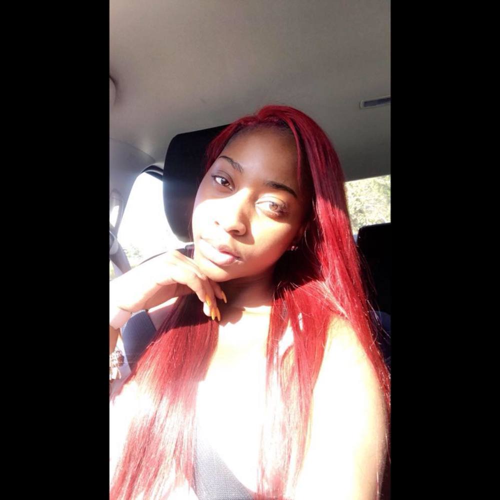 Meet your Posher, Maya